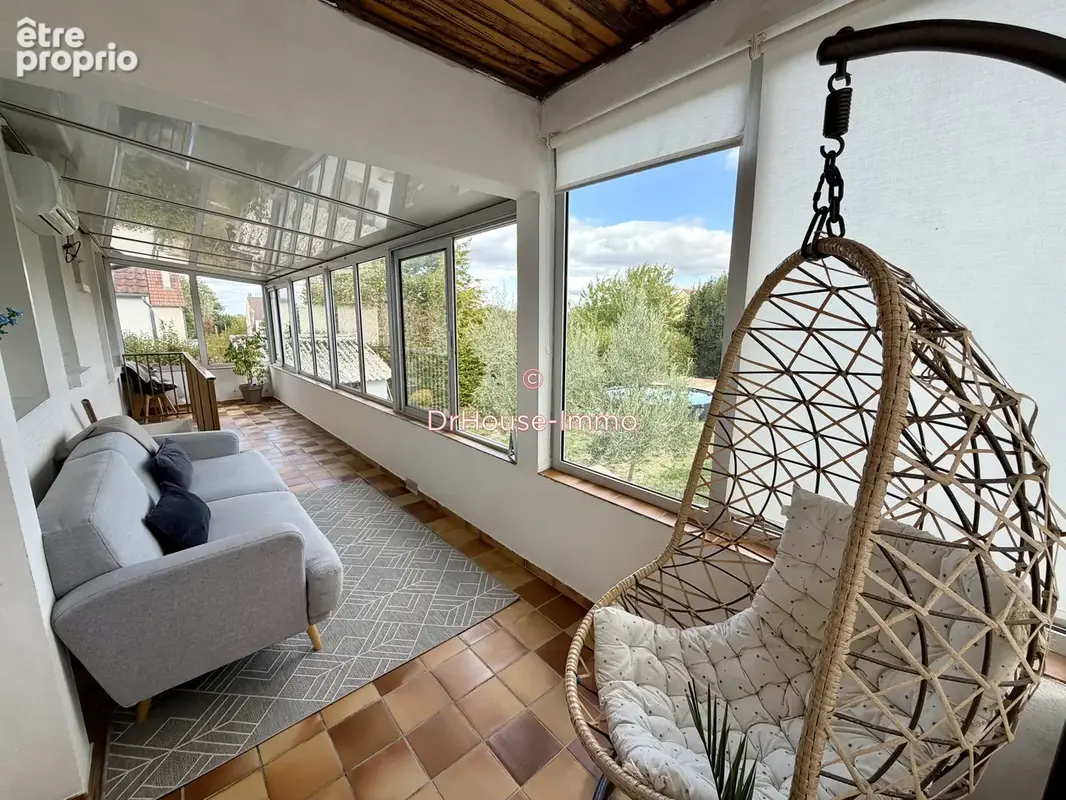Maison 8 pièces 145 m² à vendre à Amilly (45200) - photo 3