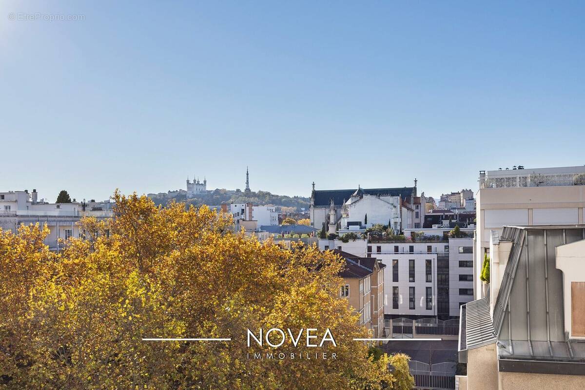Appartement à LYON-6E