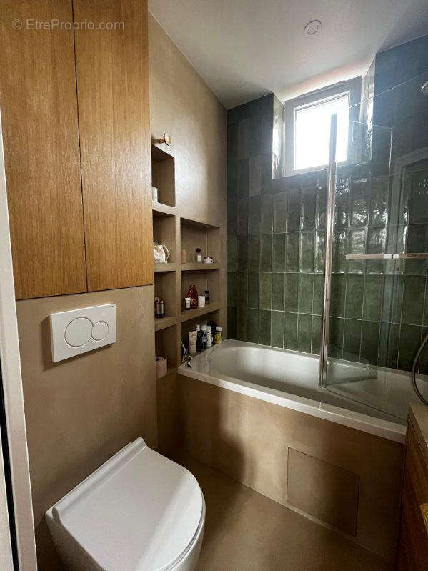 Appartement à CHARENTON-LE-PONT