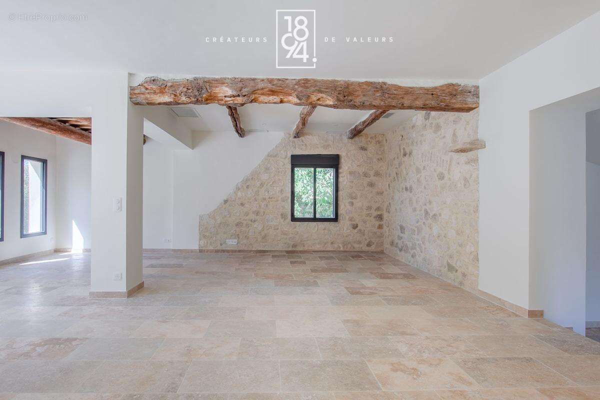 Bastide contemporaine avec dépendance jardin et piscine à Pernes les fontaines - photo 13