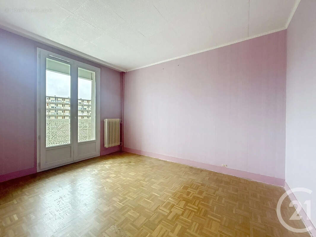 Appartement à MELUN