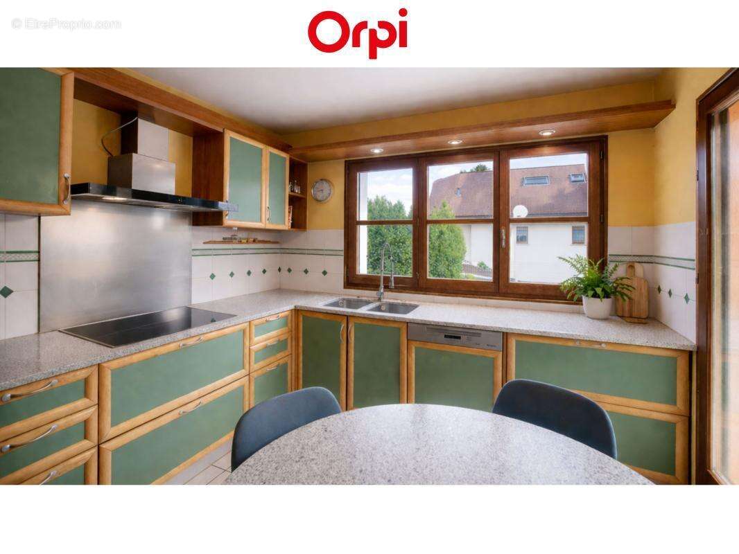 Maison à VETRAZ-MONTHOUX