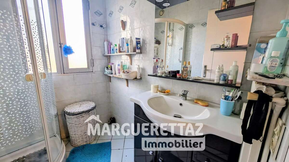 Appartement à SAINT-JEOIRE