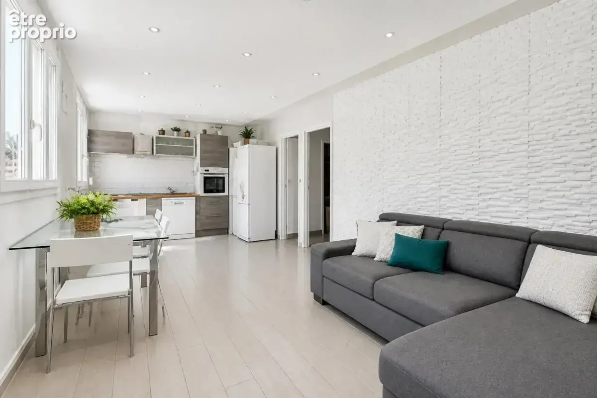 Appartement à CHILLY-MAZARIN