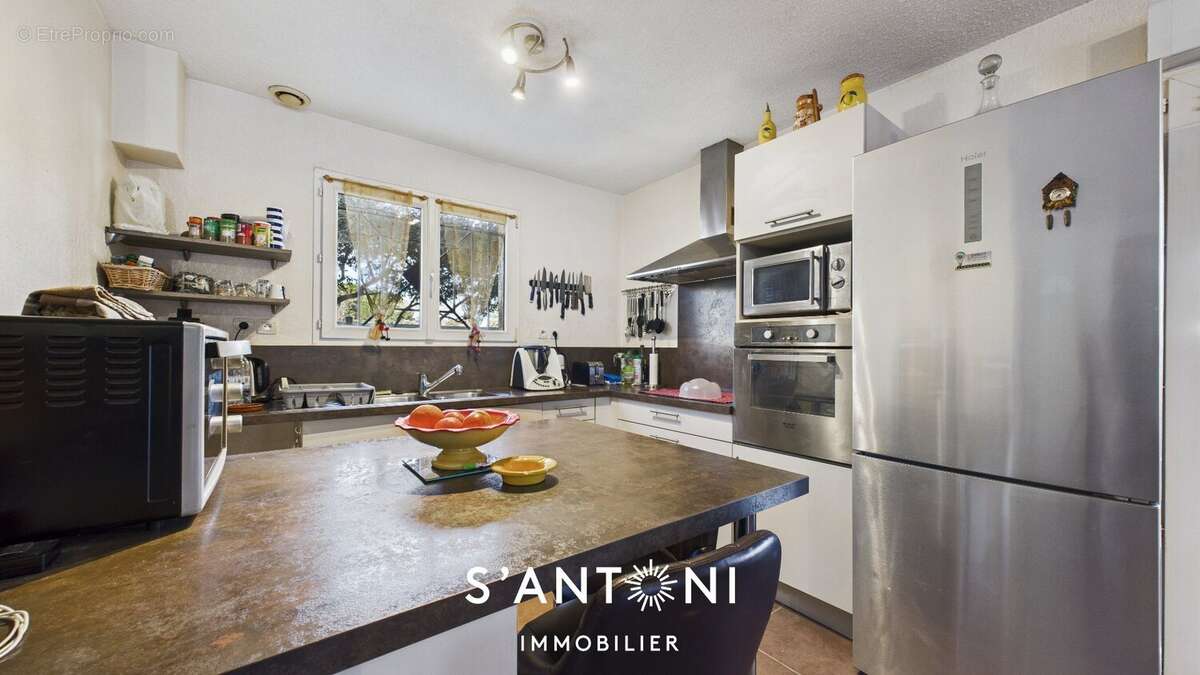 Maison à VILLENEUVE-LES-BEZIERS