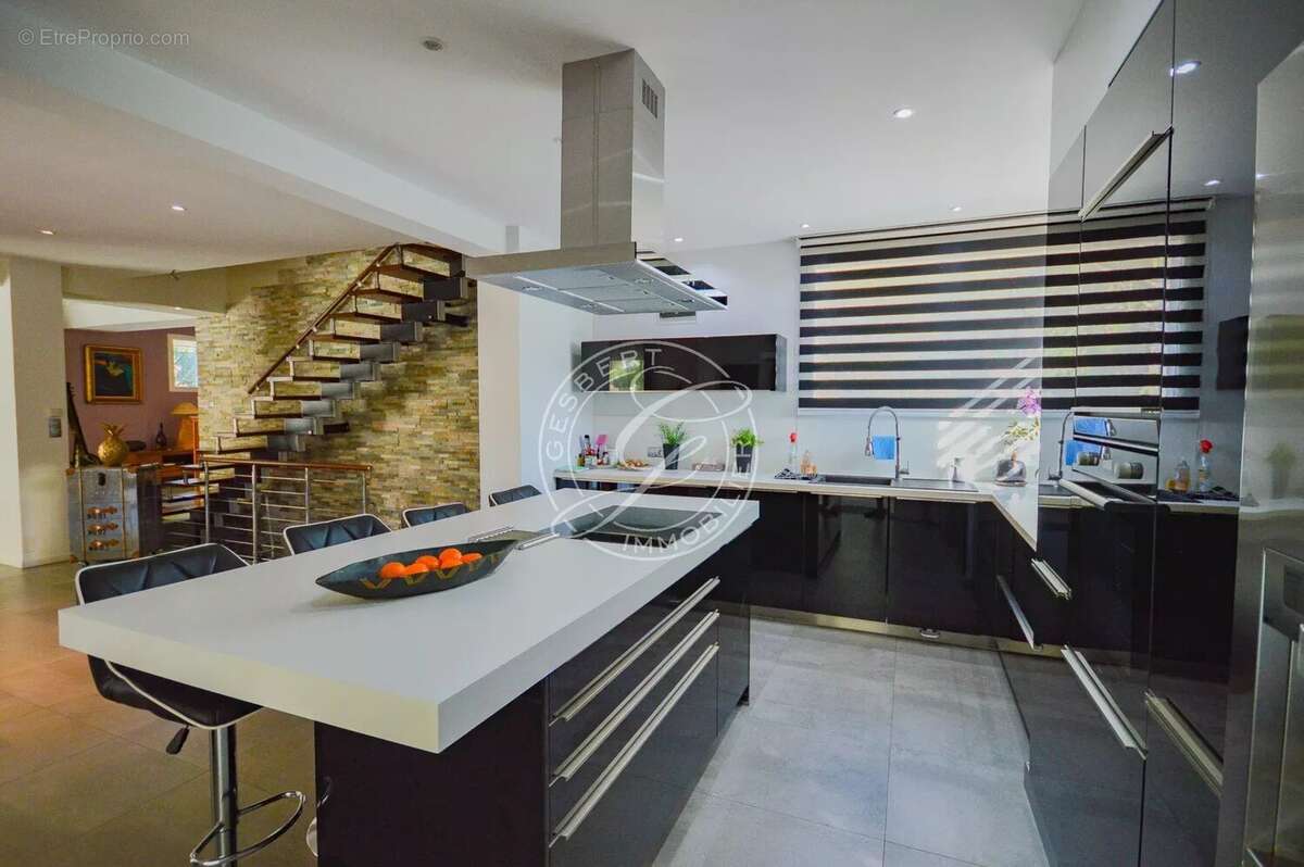 Maison à DRAGUIGNAN