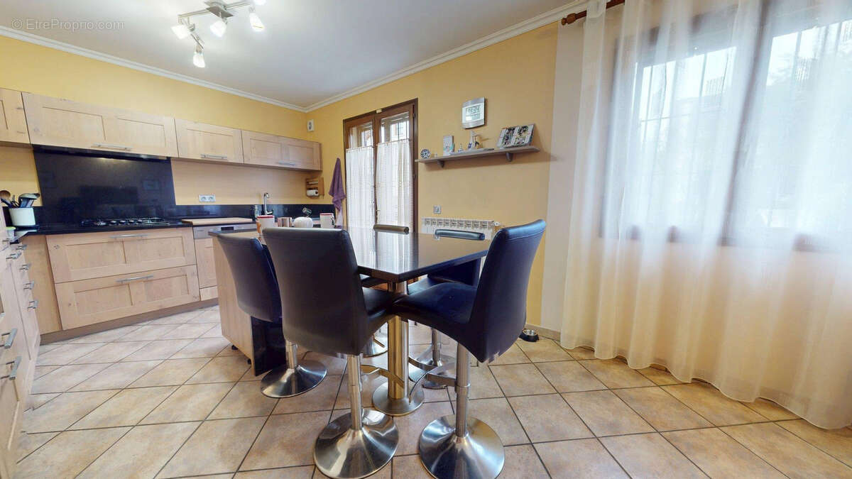 Maison à DRANCY