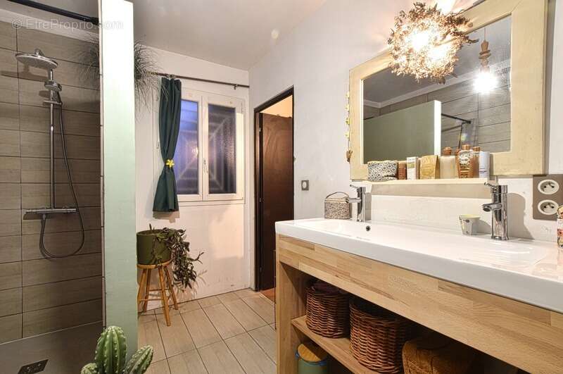 Maison à COURNONSEC