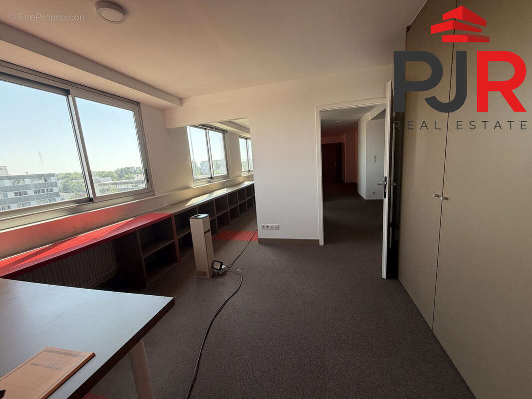Commerce 427 m² à Vandoeuvre-Les-Nancy  - photo 5