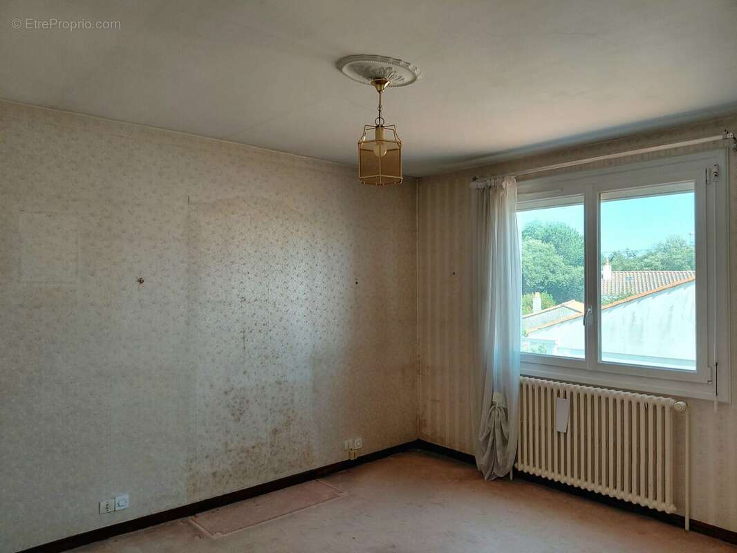 Maison 97 m² à Challans  - photo 9