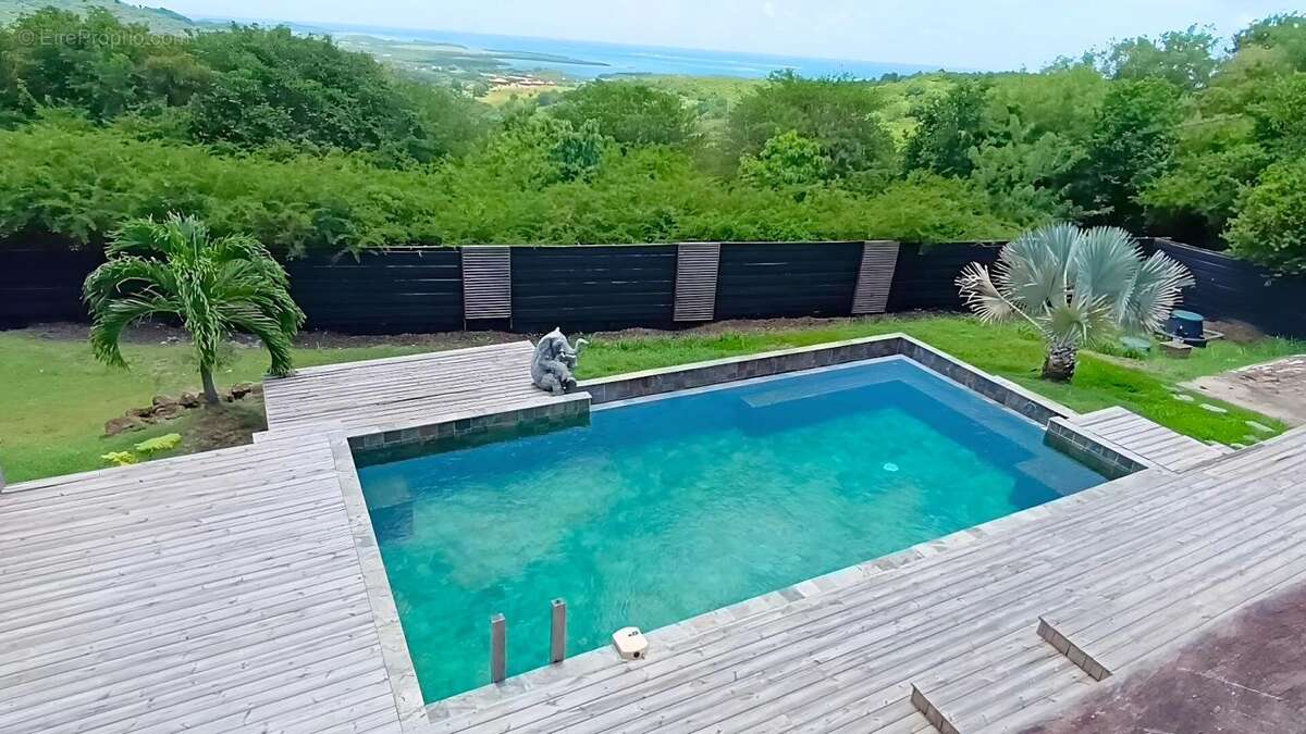 Maison à LE MARIN
