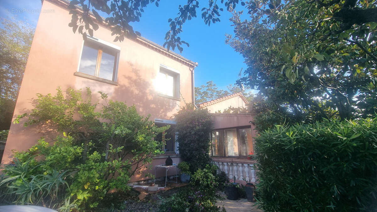 Maison à LA FARLEDE