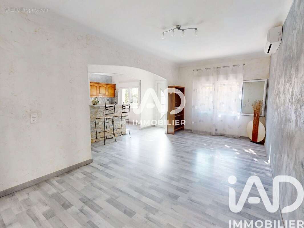 Photo 5 - Maison à PUISSALICON