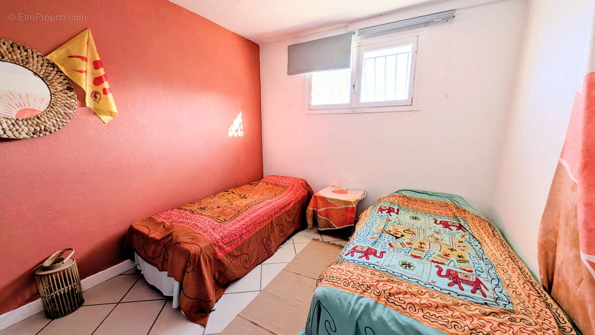 Maison à LAROQUE-DES-ALBERES