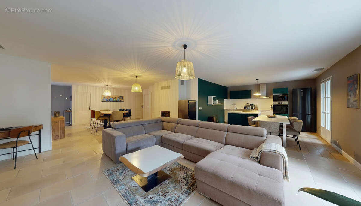 AINTZIRA Les volumes d'une maison, la simplicité d'un appartement - photo 3