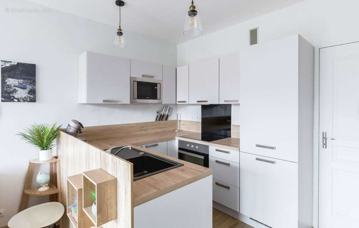 Appartement à MARSEILLE-6E