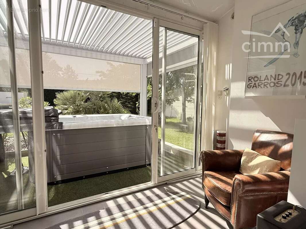 Maison contemporaine sans travaux avec piscine et grands volumes à Blois - photo 12