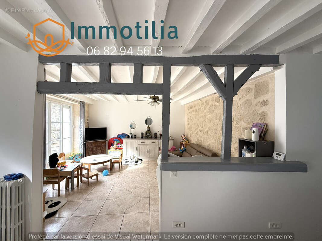 Maison à LONGUEVILLE