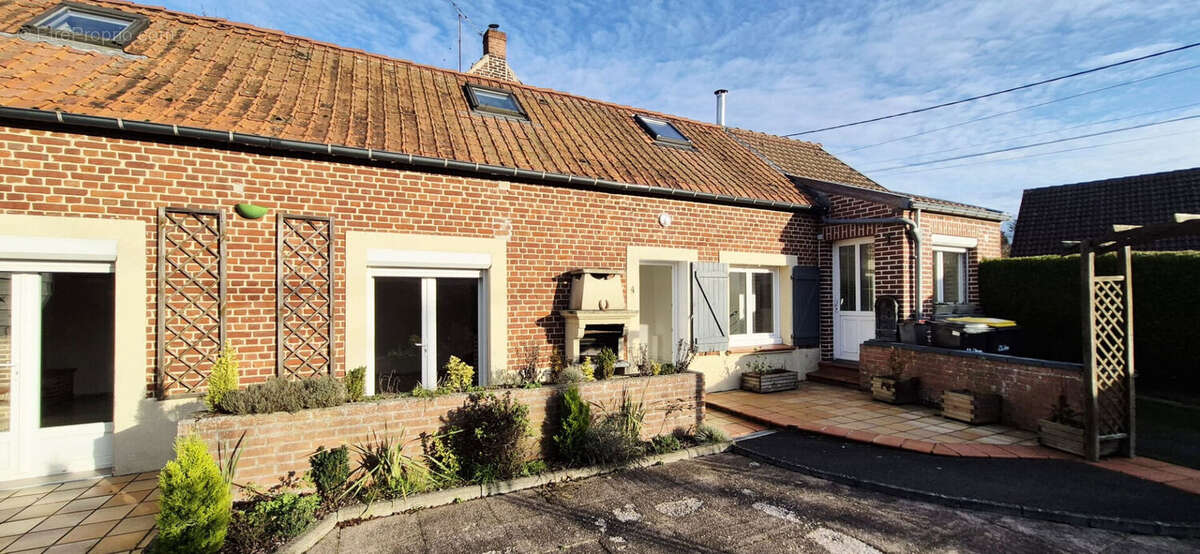 Maison à WARGNIES-LE-GRAND