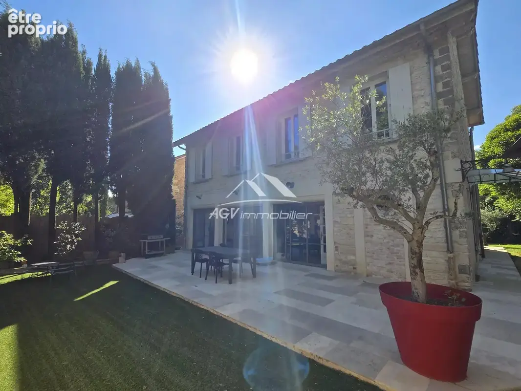 Photo Maison à Ales au prix de 483 000€