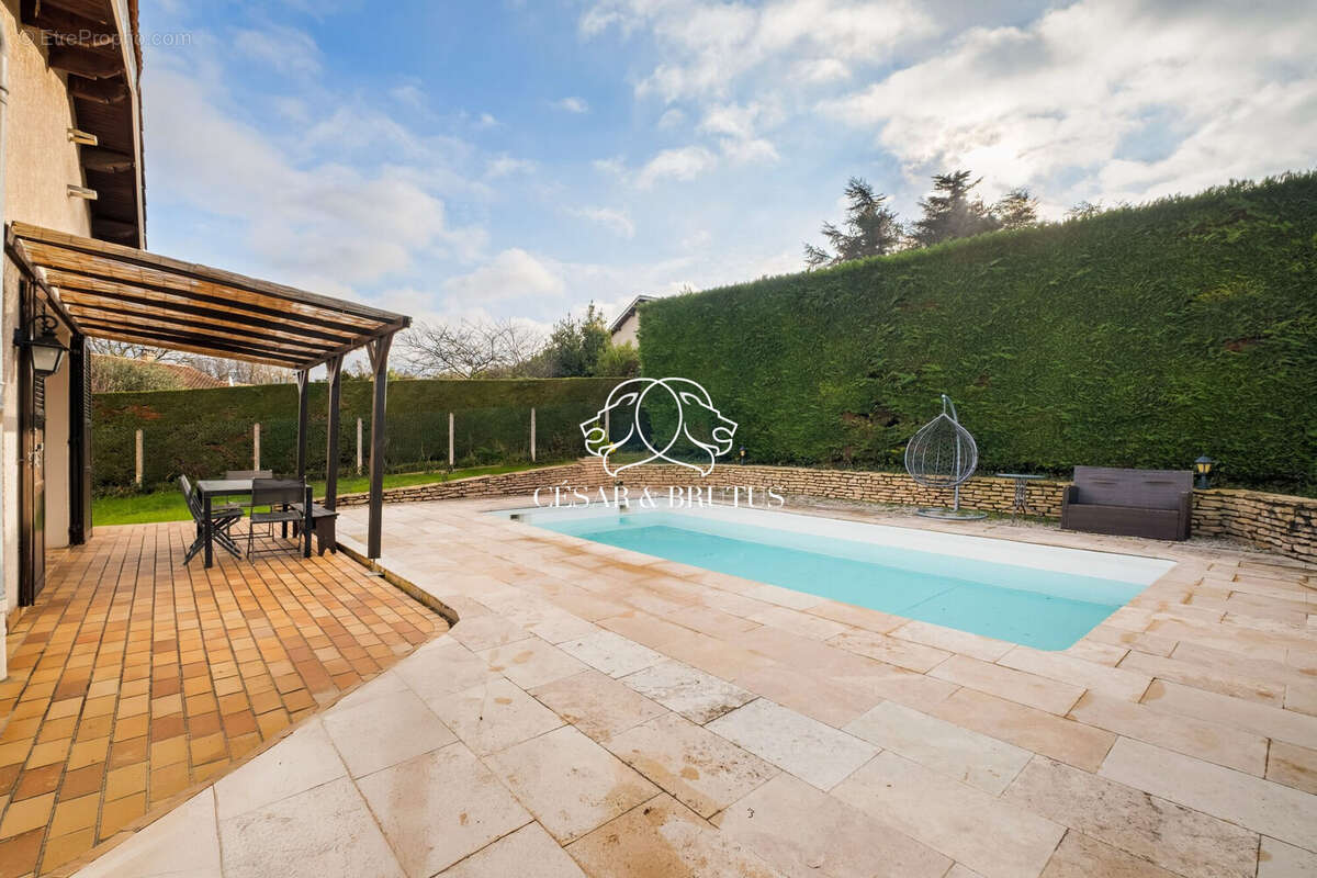 Maison 135 m² à Jardin  - photo 3