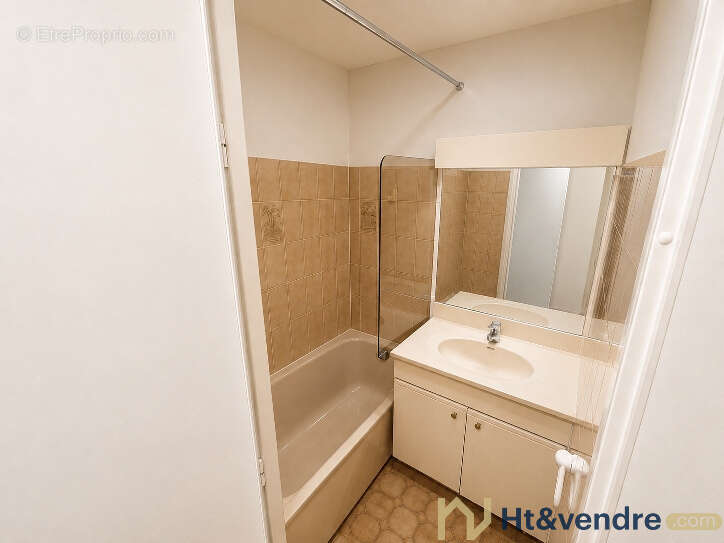 Appartement à HYERES