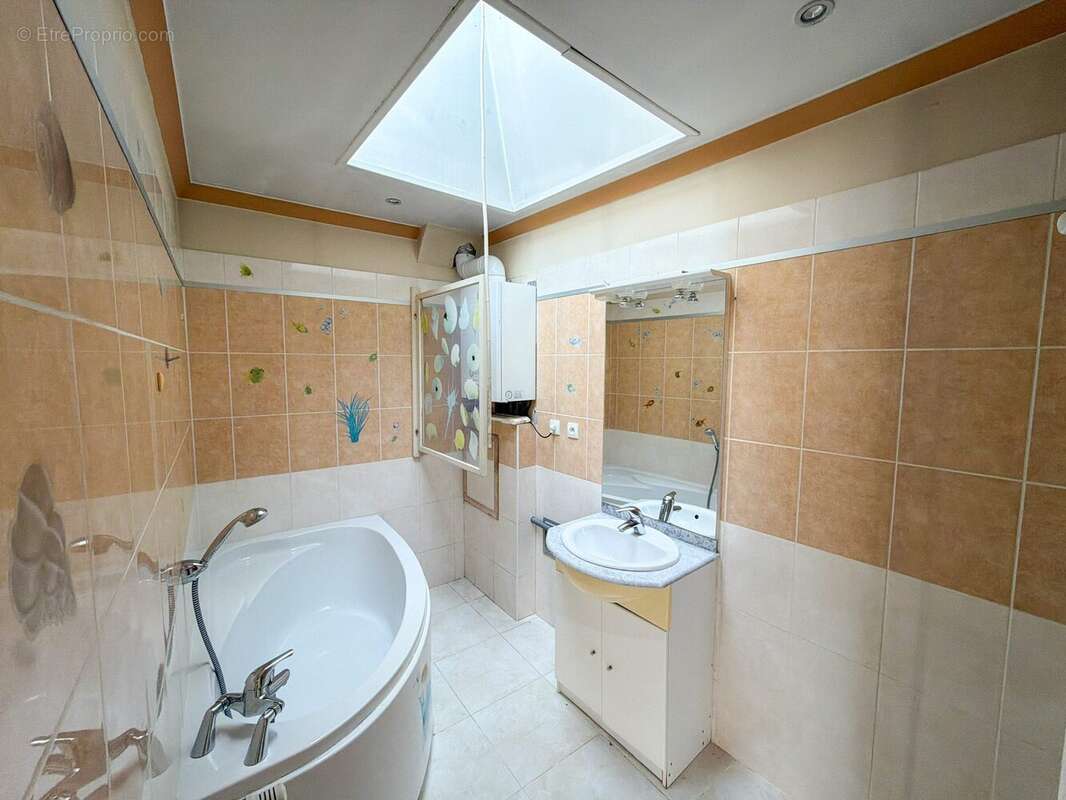 Maison 95 m² à Leers  - photo 6