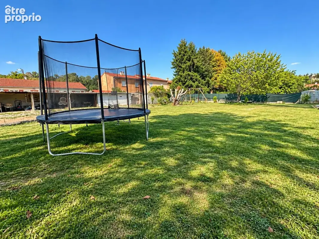 PRIAY (01)   Maison familiale 130 m2   Terrain plat 1 500 m2   4 chambres   Excellent état - photo 3