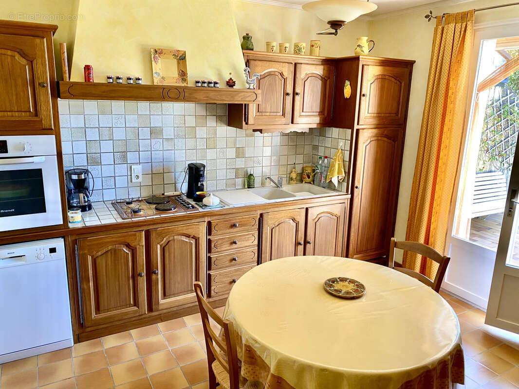 Maison à MONTELIMAR