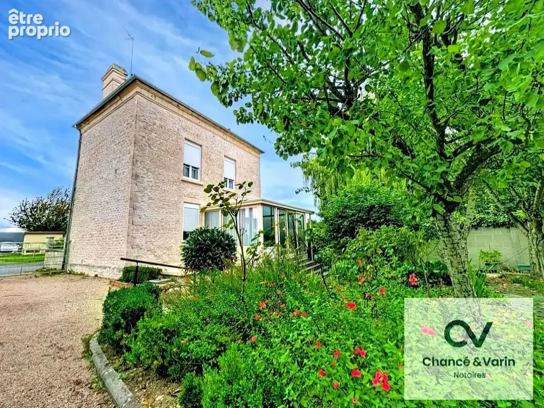 Photo Maison à Mezidon-Canon au prix de 199 500€