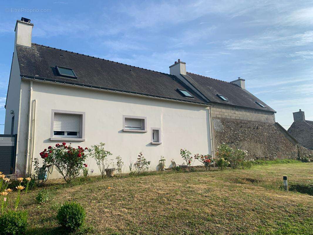 Maison à PLUVIGNER