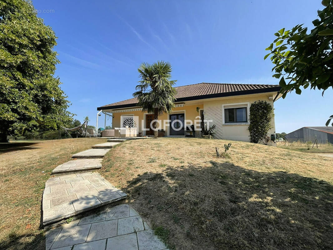 Maison à CHAVEYRIAT