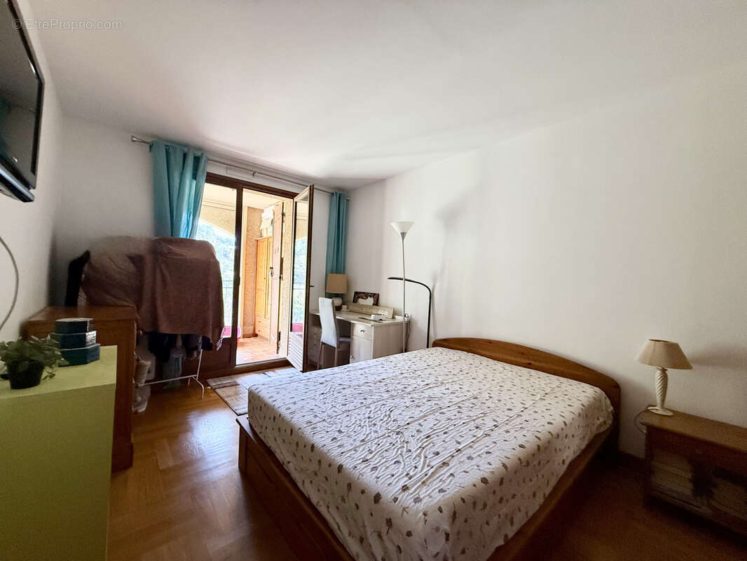 Appartement à ROQUEBRUNE-CAP-MARTIN