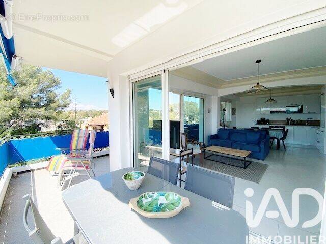 Photo 1 - Appartement à SAINT-RAPHAEL