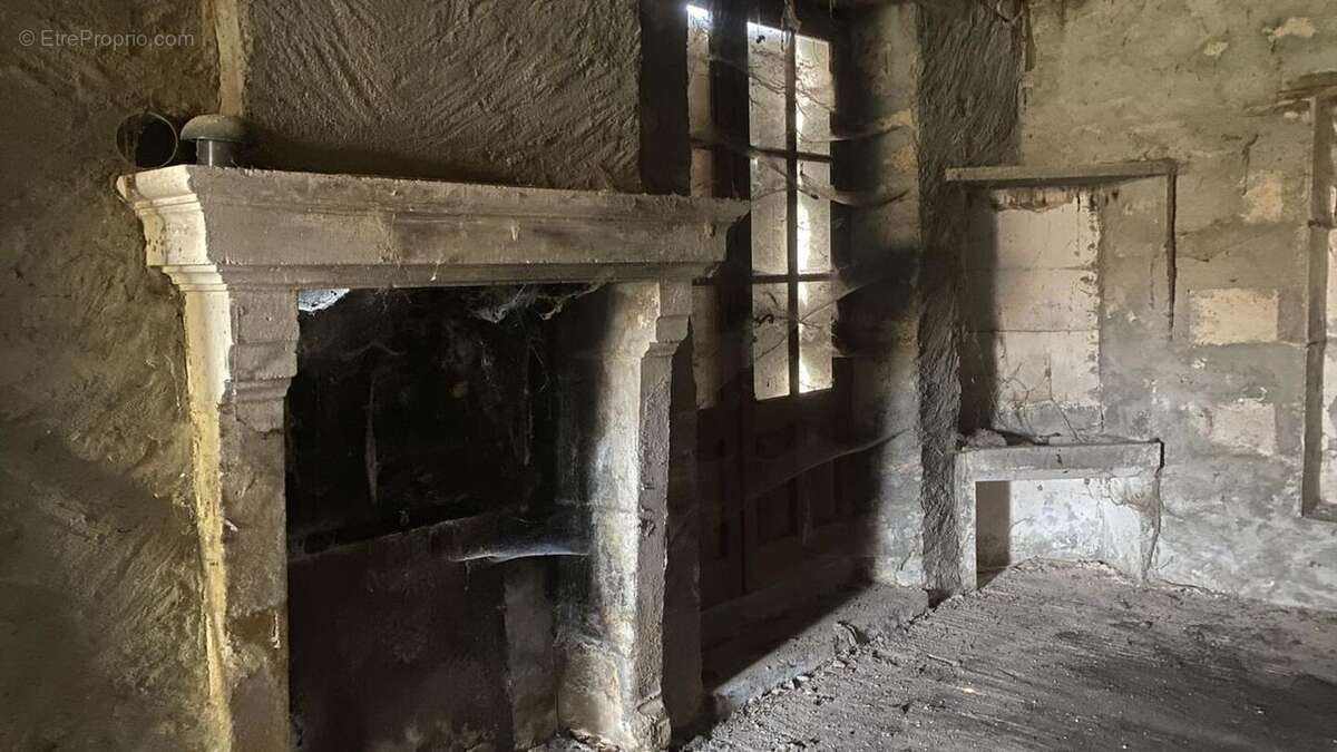 Maison à MONTEMBOEUF