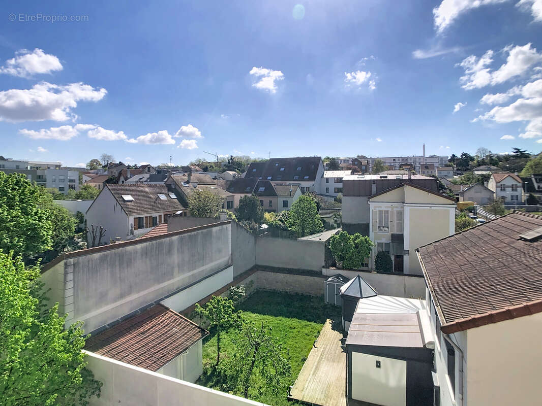 Appartement à NANTERRE