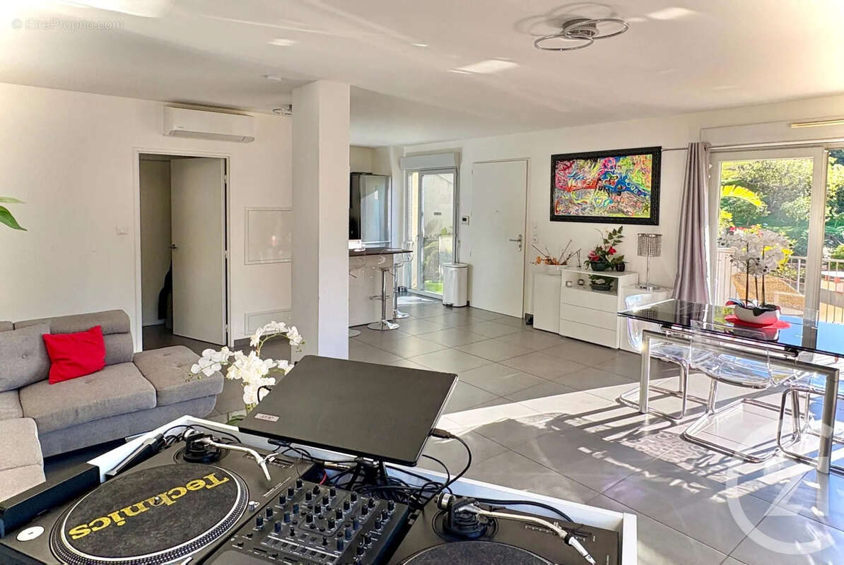 Appartement à MENTON