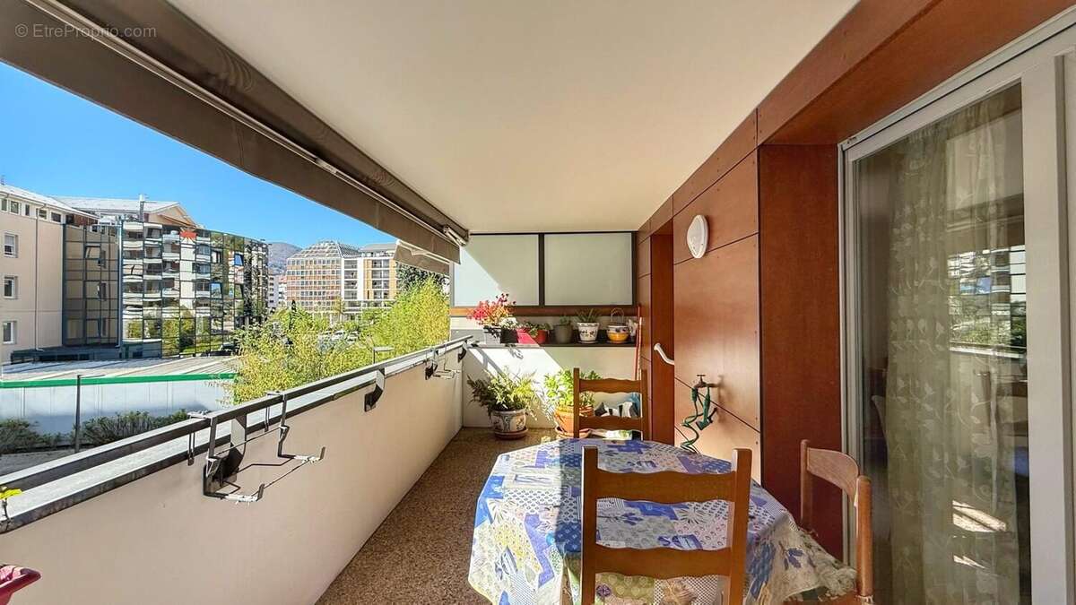 Appartement à VOIRON