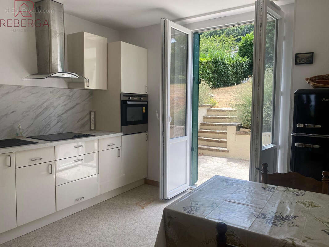 Maison 110 m² à Mazamet  - photo 12