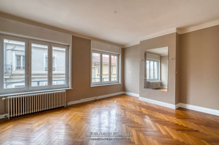 Appartement à LYON-6E