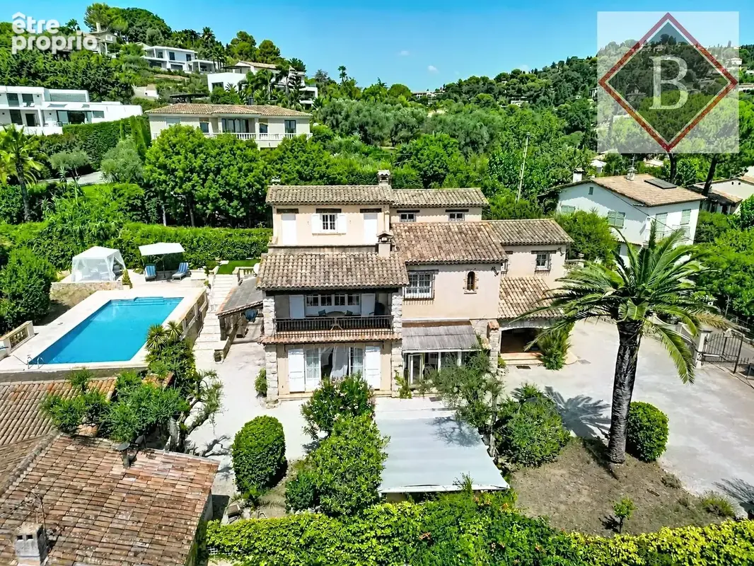 Maison 378 m² à Mougins  - photo 2