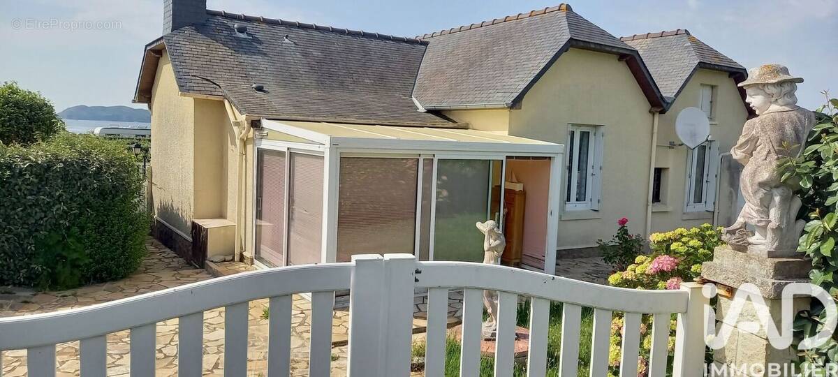 Photo 1 - Maison à TRELEVERN