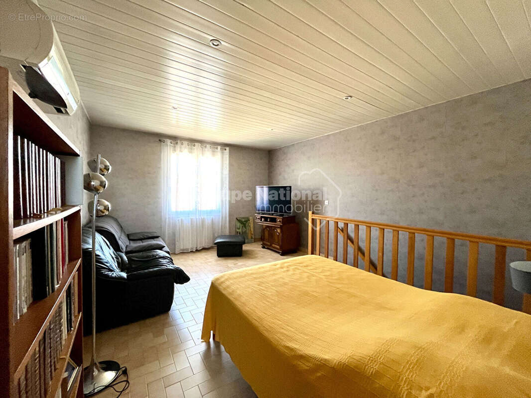 Maison à CHATEAURENARD