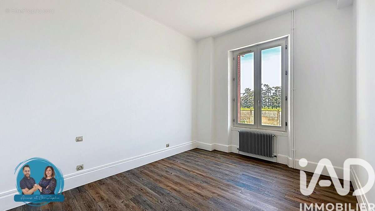 Maison 207 m² à Clevilliers  - photo 7