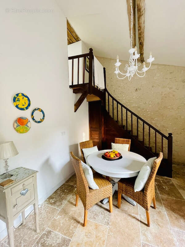 Maison à AUBETERRE-SUR-DRONNE