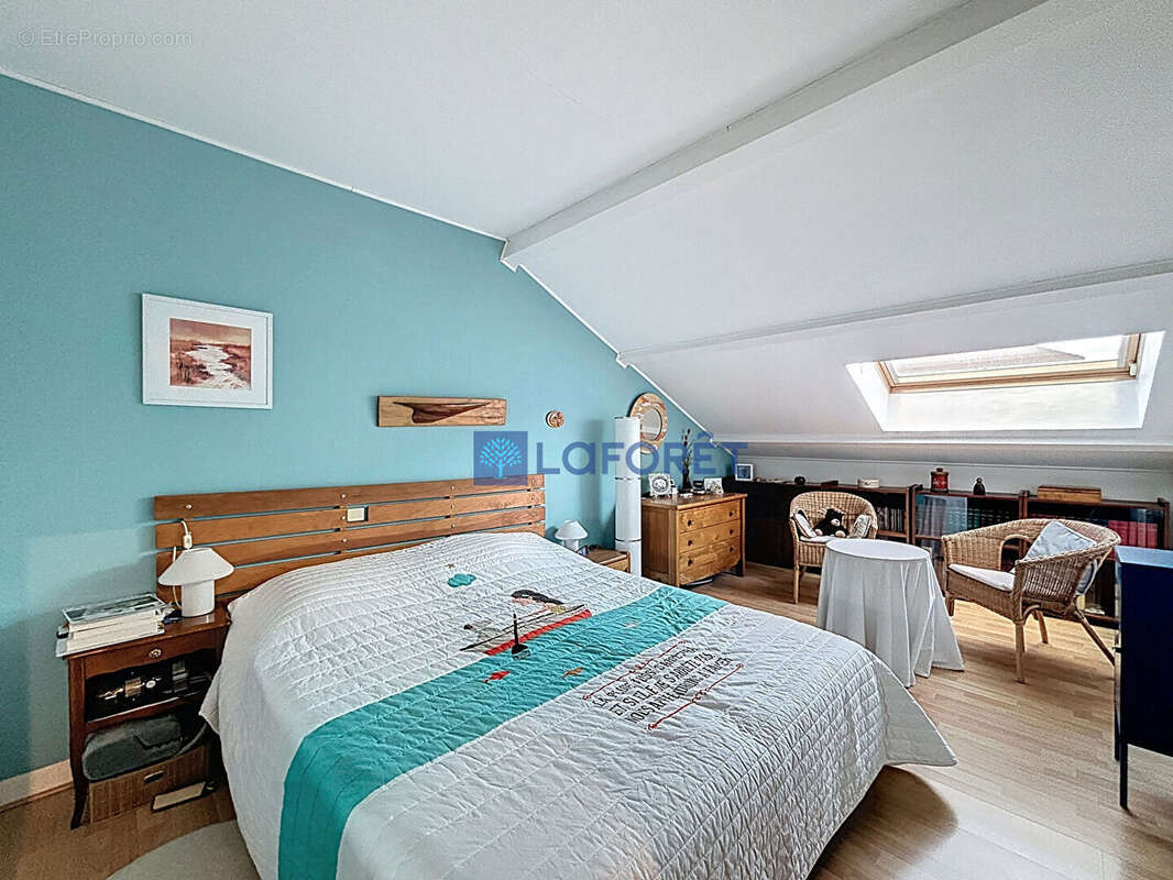 Maison à SAVIGNY-SUR-ORGE