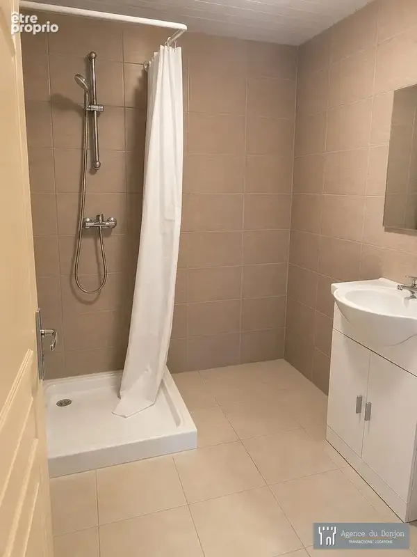 Maison 4 pièces 72 m² à vendre à Jonzac (17500) - photo 7