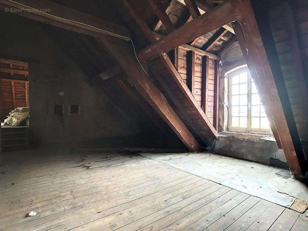 Maison à LUXEUIL-LES-BAINS