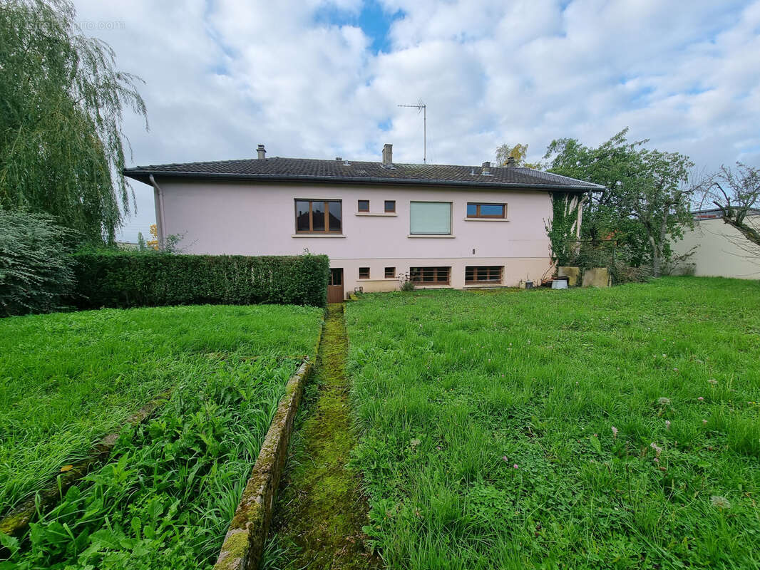 Maison à CHATEAU-SALINS