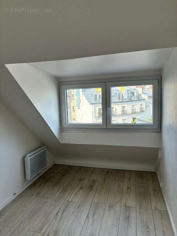 Appartement à PARIS-11E